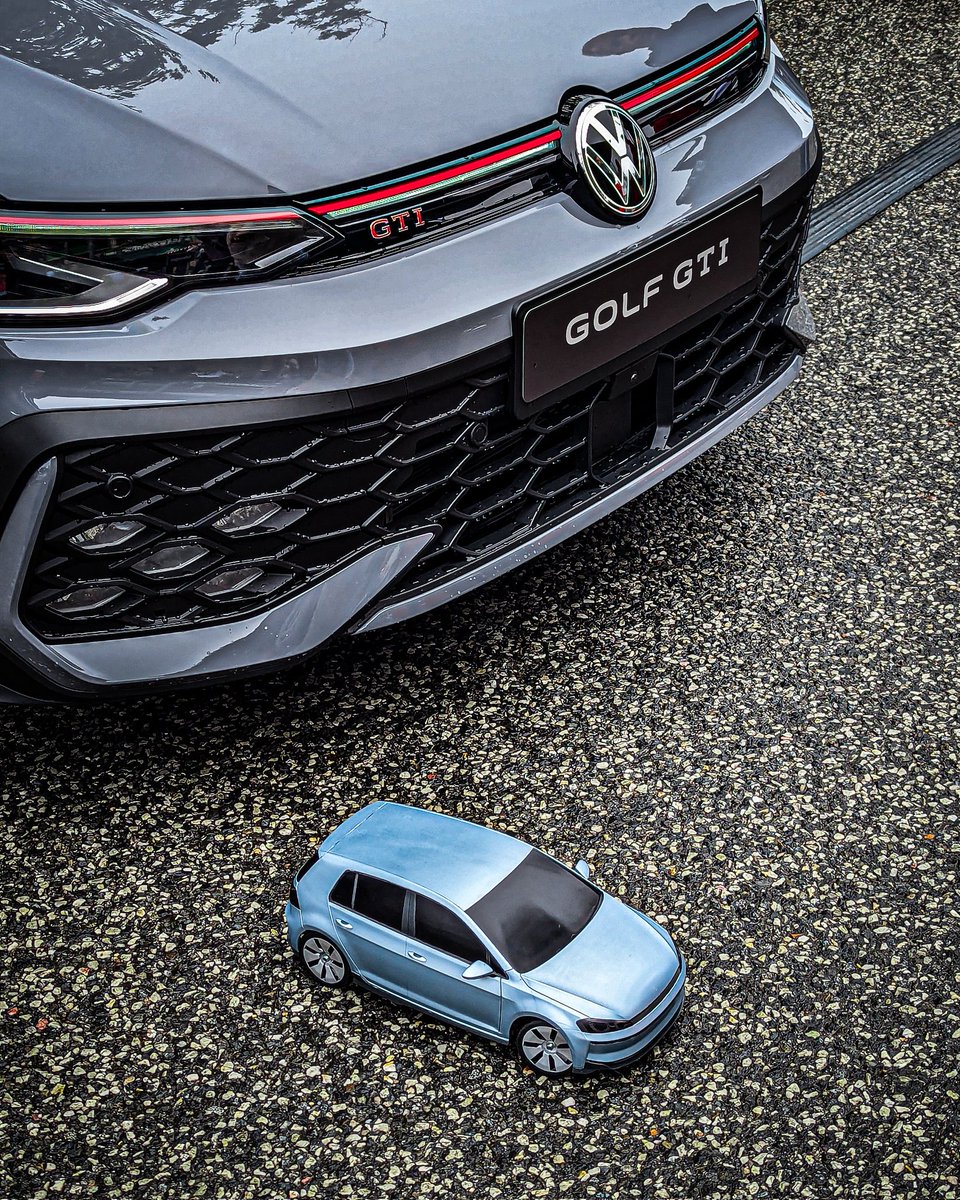 Mass_Vantage's tweet photo. Our reimagined Icon, VW Golf concept, next to some very familiar production models from VW. 
#gtifanfest #gtitreffen #vwgti #vwgolf #vwarteon #vwpologti #vwgolfgticlubsport #vwgolf8 https://t.co/tNYNbgYhLX