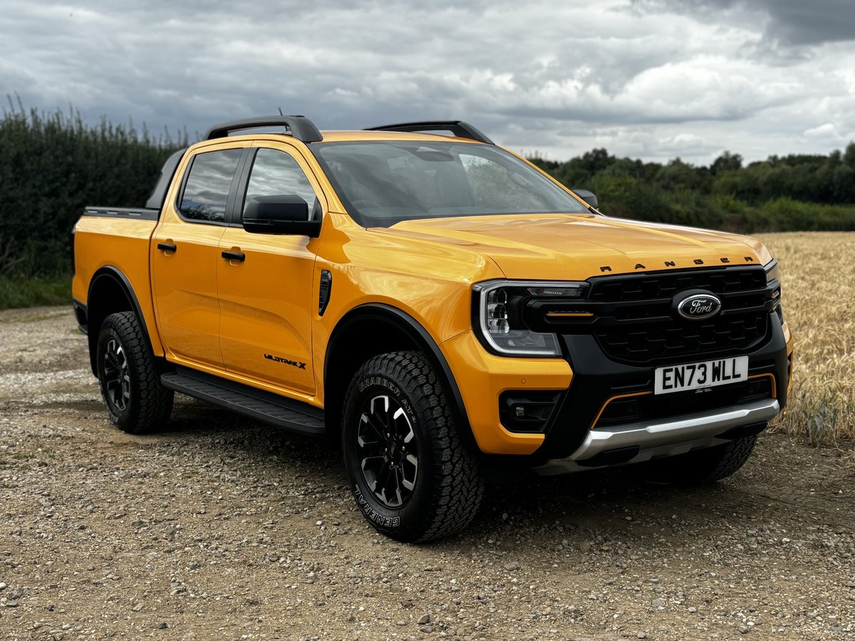 well_driven's tweet image. The 3.0 V6 Ranger Platinum has gone, and has been replaced by a rather striking Cyber Orange Ranger Wildtrak X with the 2.0 bi-turbo and if I’m being completely honest, I kind of prefer it in every way. I still need to get a few miles in though before I can really make my mind up