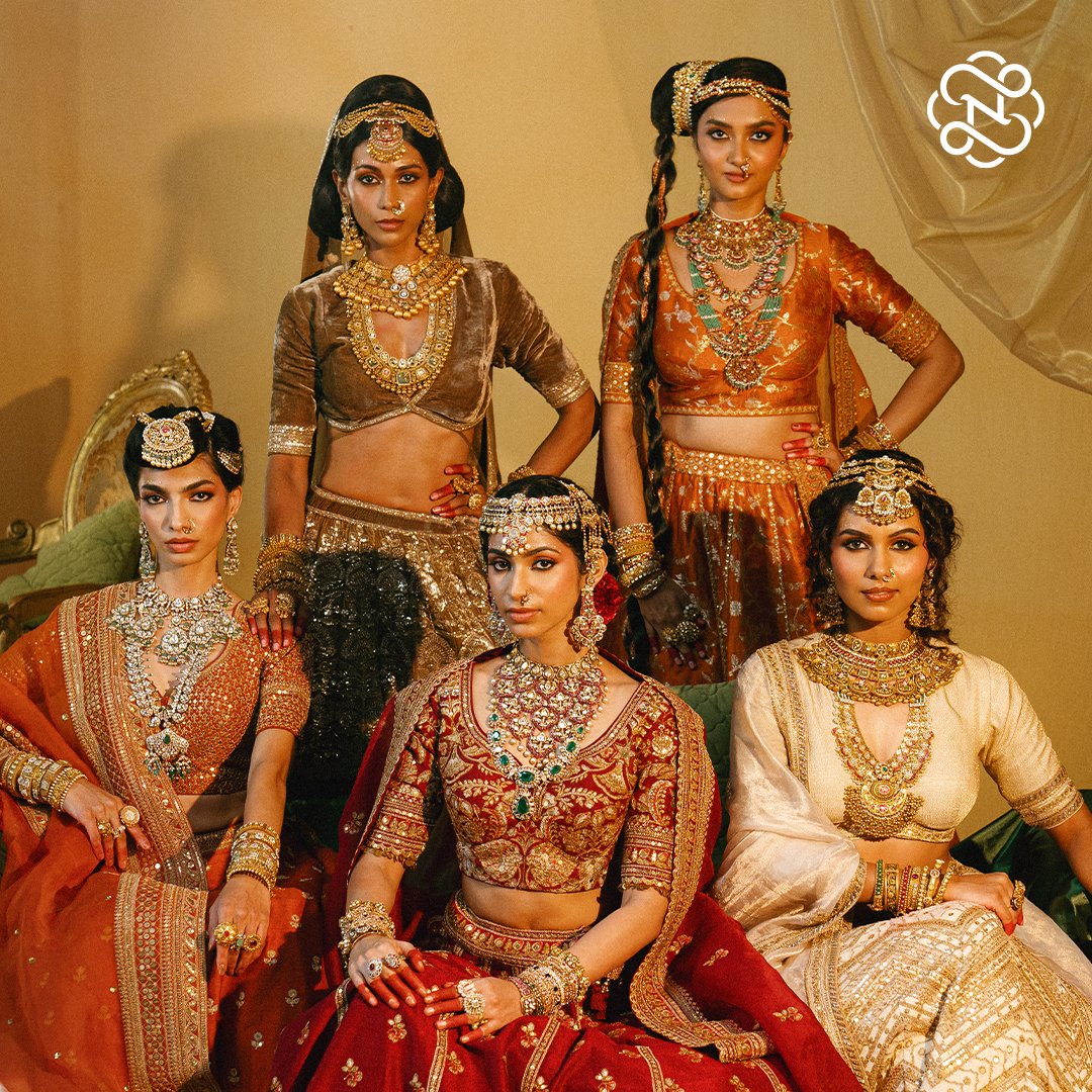 MyNeelkanth's tweet image. Let the delicate embrace of the gems illuminate your path, a symbol of femininity and resilience, forever capturing the royal essence.  At Neelkanth discover a testament to the timeless elegance that adorns a queen.
#MyNeelkanth #RegalRadiance   #BridalJewellery#bridesofindia