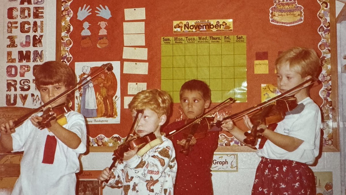 JeffDavis21's tweet photo. From BGA fiddle class with Ms Long to the Hearty Har Band!  Welcome back to Franklin, what an Amazing night! Harrison (short one)&amp; Benjamin (Tall one) are our boys!  Your Dad still rocks! @John_Fogerty @ShaneFogerty @heartyhar https://t.co/SGvpjt40Em