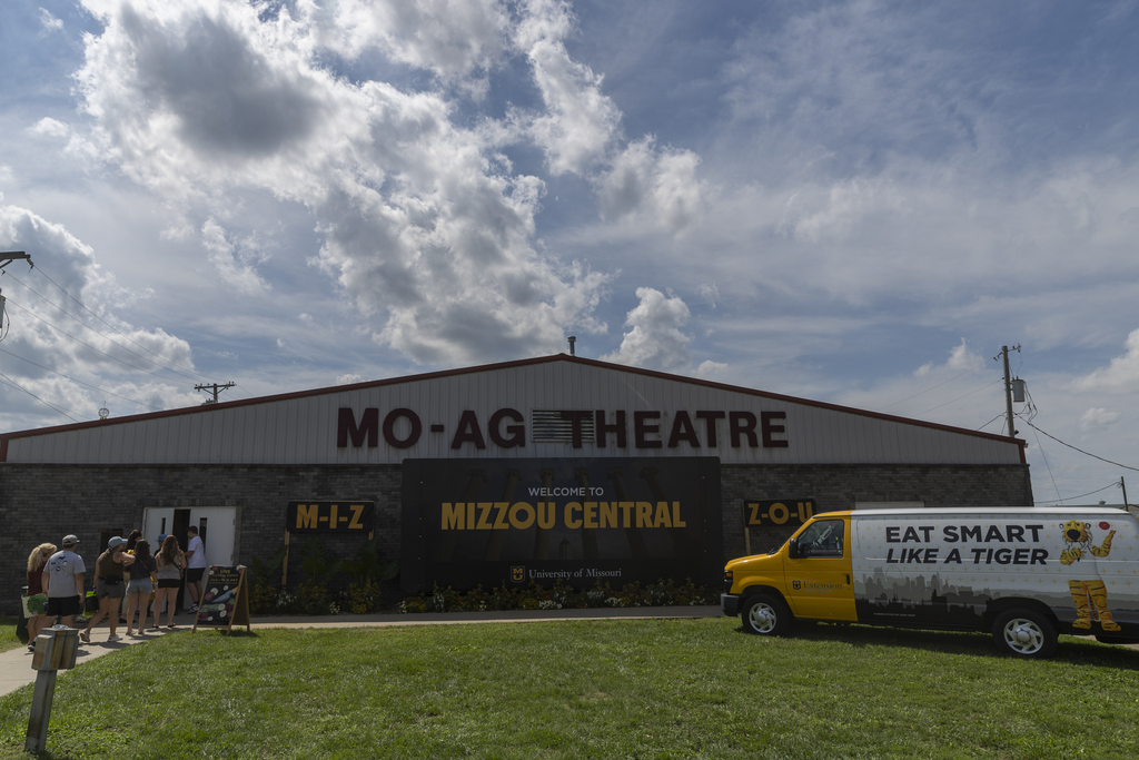 Mizzou's tweet photo. Today is the first day of the Missouri State Fair — which means it's #Mizzou Day!

Before you head to the fair, here are a few tips to help you have a Tiger-filled experience ➡️ https://t.co/tXyr07JlNb https://t.co/hUHNIaRiOW