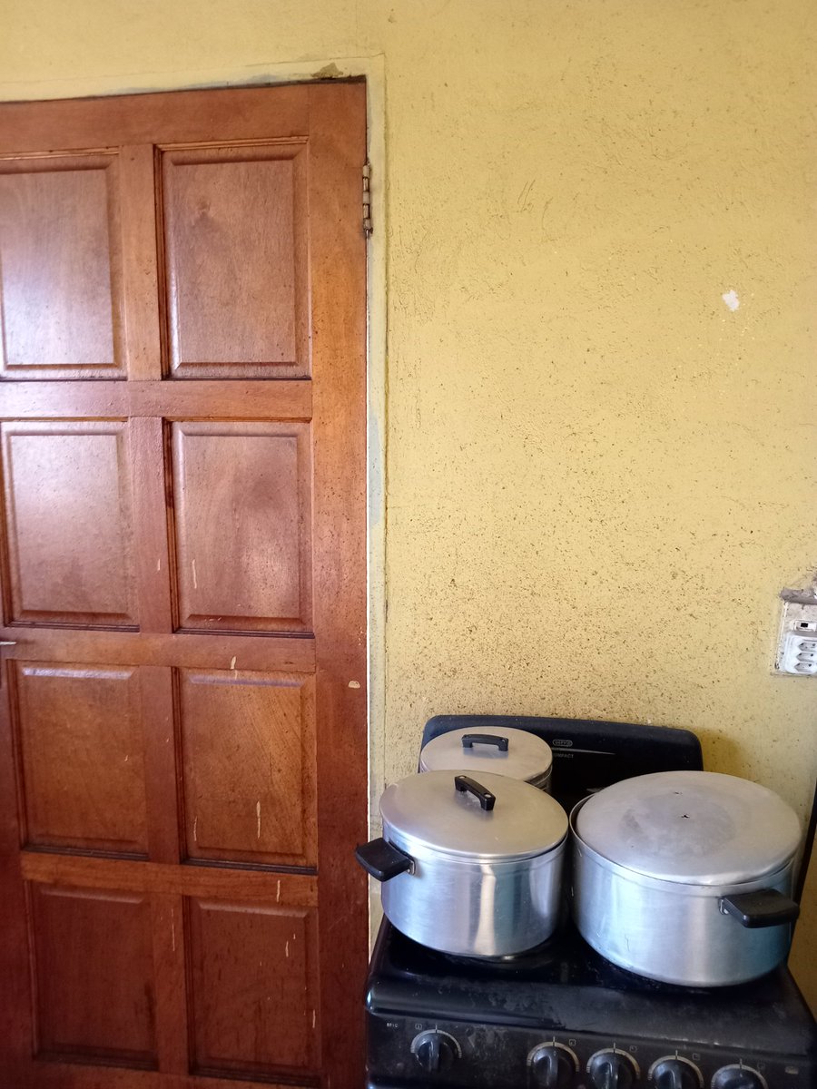 Nomagolide2's tweet photo. @KayaON959 @ctmafrica I would really love to renovate my kitchen area, it's such a mess... The cupboards and walls are messed up.
@KayaON959
#CTMBeautifulHome #CTMKayaCountdown @ctmafrica https://t.co/95wldKtUa5