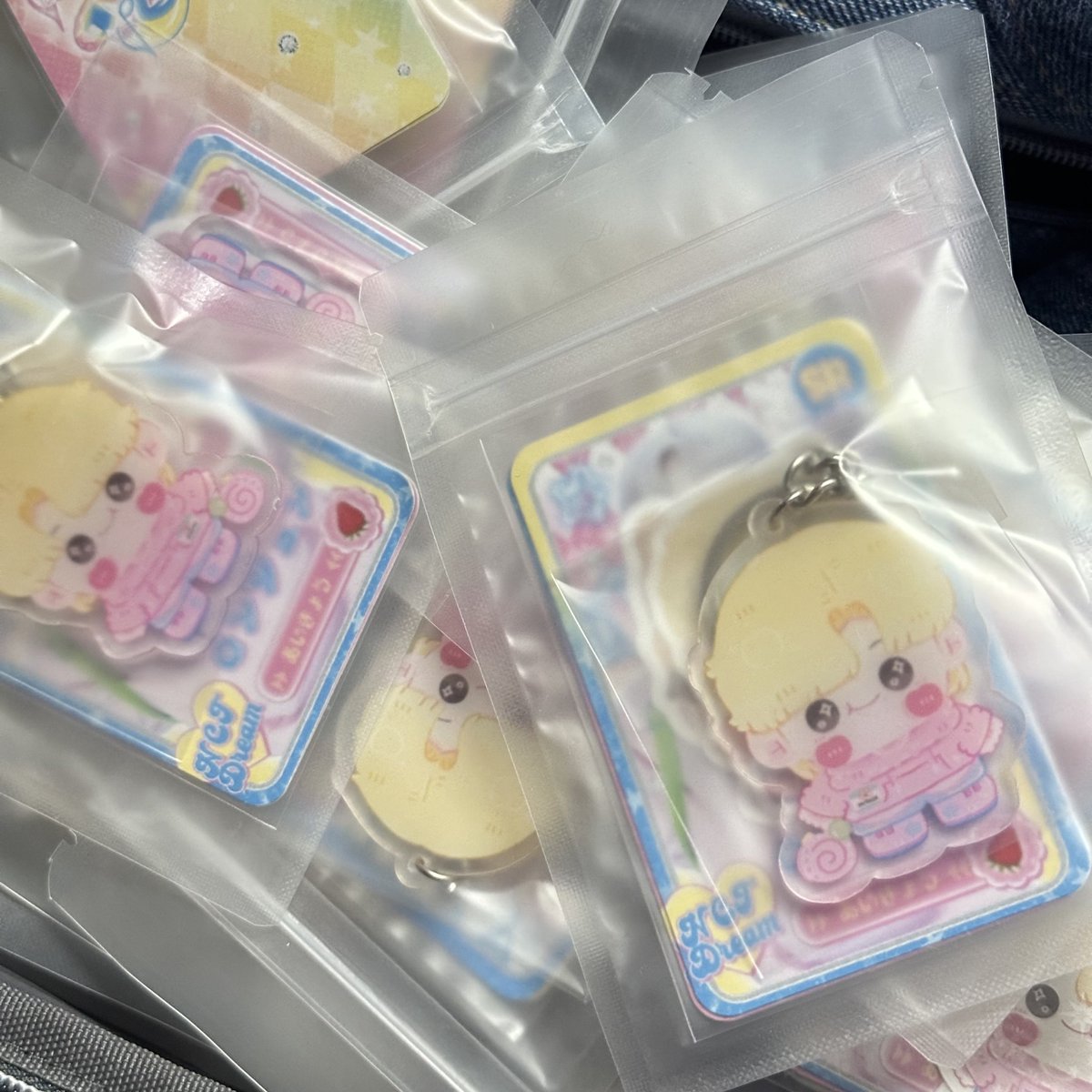 rjunniepie's tweet photo. Renjun fan support 🦊🌟

- 1 set of keyring/photocard/stickers
- ratio 1:1
- like&amp;repost

10th August 
loc and time - tba 

 #THEDREAMSHOW3_in_MANILA
#THEDREAMSHOW3_in_MNL
#NCTDREAM_THEDREAMSHOW3_in_MNL #TDS3_in_MANILA https://t.co/BFXxomYSN3
