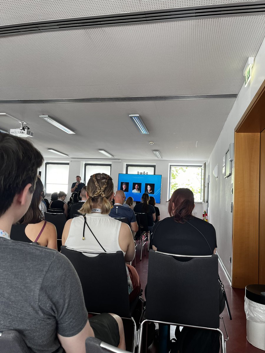 Great time playing games, connecting with people &amp; joining talks on the German Dev Days 2024 in Frankfurt together with <a href="/narrenschlag/">Narrenschlag 🎭</a> 🦆