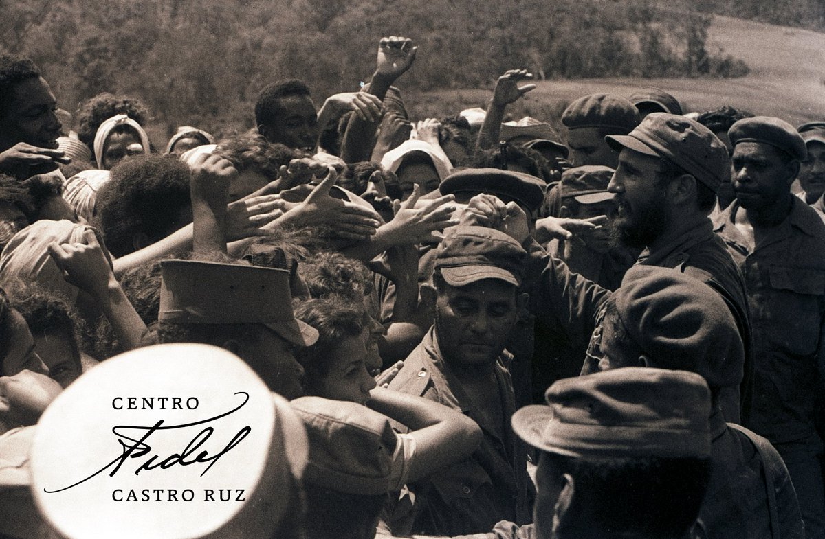#Fidel:"La vida nos ha enseñado muchas cosas, y eso es lo que alimenta nuestra fe en los pueblos, nuestra fe en los hombres. No lo leímos en un pequeño libro; lo hemos vivido, hemos tenido el privilegio de vivirlo". #NuestroFidel #98Aniversario #FidelVive