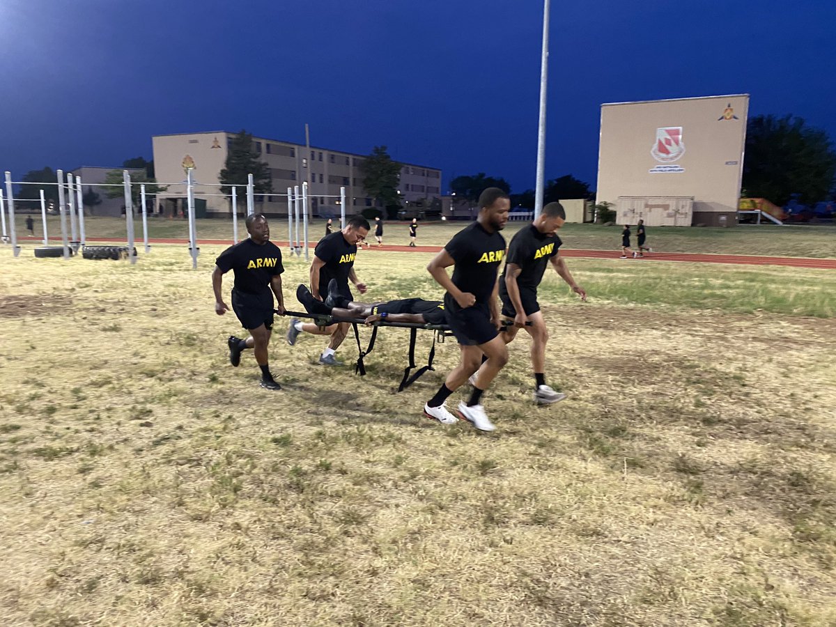 100thBSB's tweet photo. Our NCOs spent the morning showing everyone today just why they’re the backbone of the battalion during a PT competition led by CSM Allen!

#backbone 
#diamondsupport 
#toughasdiamonds https://t.co/nzGzETVY4T