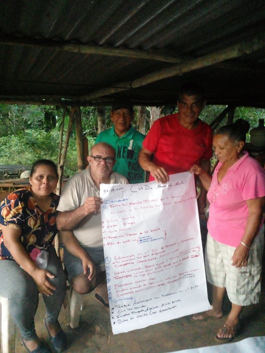 Trabajando por #LaPaz  Consolidando el trabajo politico con las Fortalezas que tenemos en tiempos de Revolución FODA con los Abuelitos de la patria. <a href="/surcomuna/">Marianela García</a> <a href="/LaRosaInfoVE/">LaRosaInfoVE</a> <a href="/BrigadasCHCH/">Brigadas comunicacionales Hugo Chávez</a> <a href="/Gabrielasjr/">Gabriela Jiménez</a> <a href="/Carmen_Vzl/">Lcda.Carmen Orellana</a>