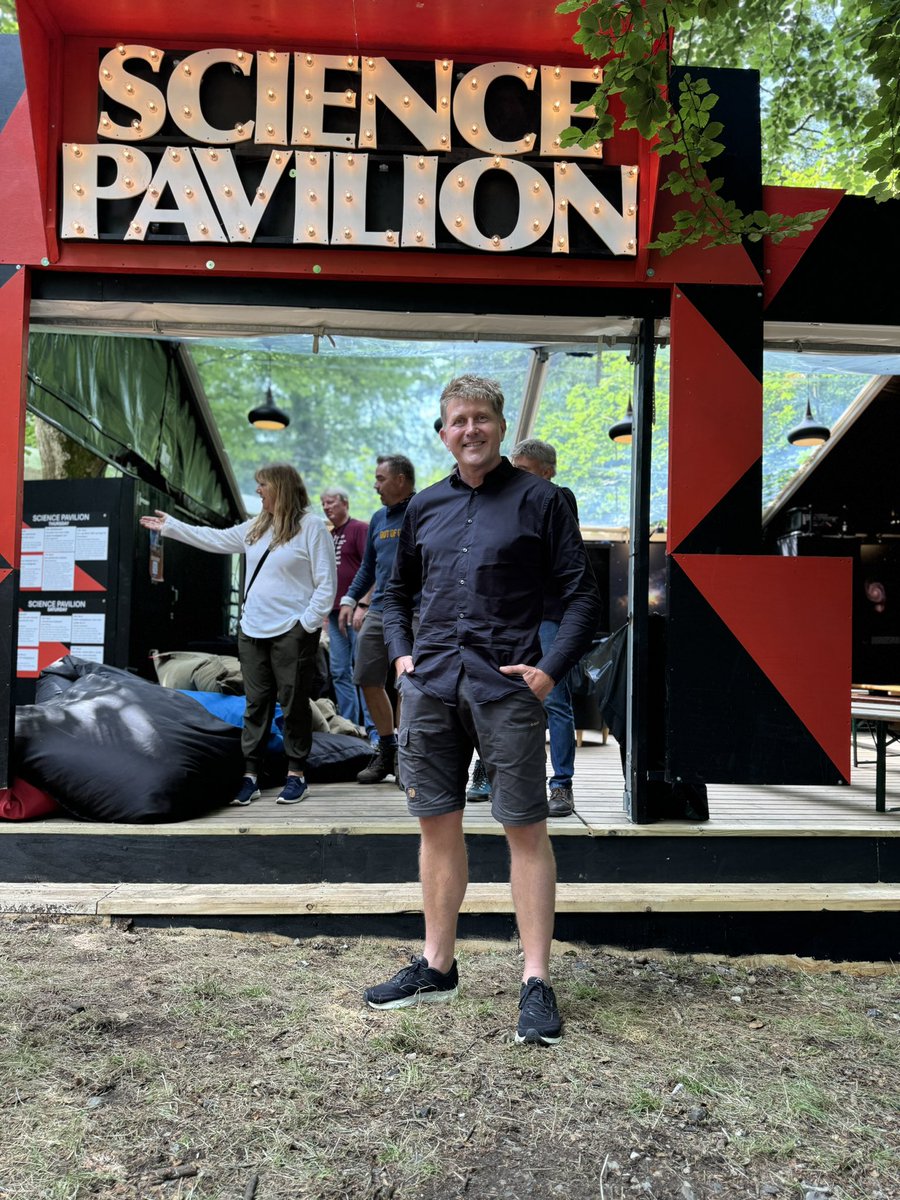 Aarhus Universitet tweet media