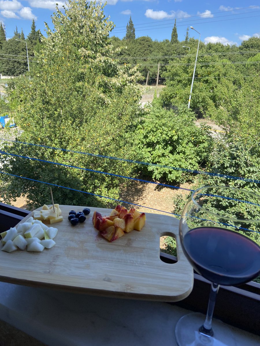 Dün bahçesinde telefonla oynamanın ödülünü tüketiyorum :)
Elinize sağlık , devam. <a href="/HseyinInceoglu1/">Huseyin Inceoglu</a>