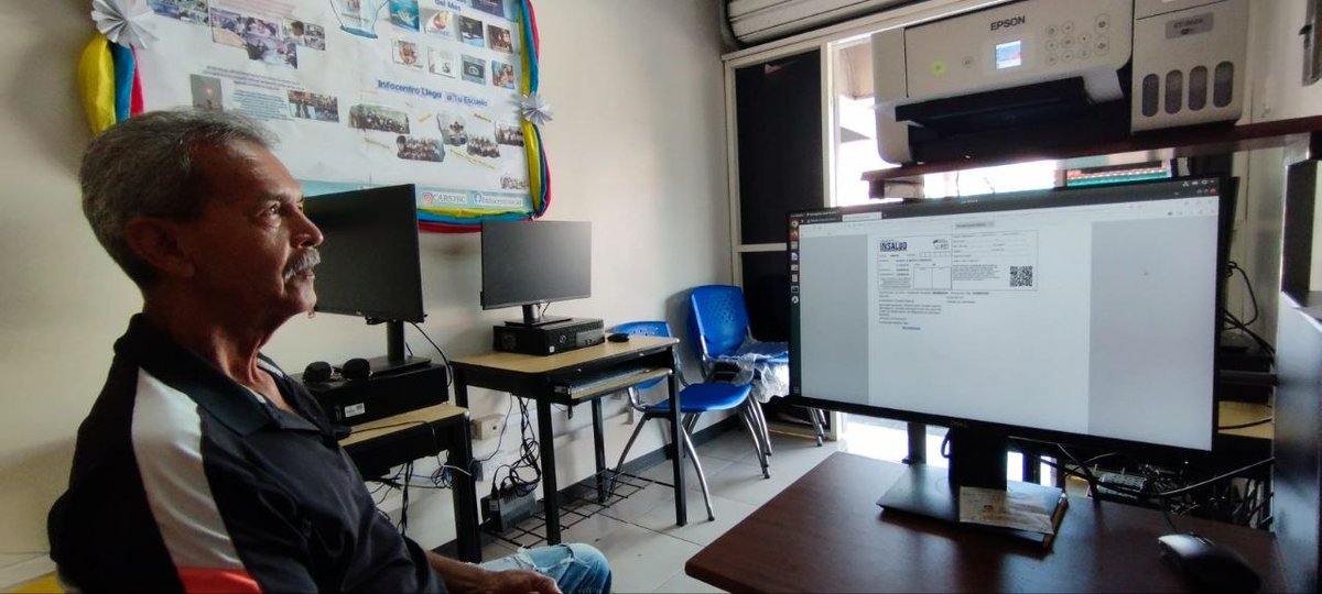infocentrocar51's tweet photo. #08Ago
#Infocentro
@Car57B  Realizando cita a través de la página de INSALUD para obtener el Certificado Médico Vial en el  municipio Guacara
#PuebloSonrienteYEnPaz #CienciaParaLaVida #Infocentro 
@Gabrielasjr @castaneda10J @LaRosaInfoVE 
@brigadasCHCH @InfocentroOce @enunclicvlc https://t.co/Owwy6VTfKJ