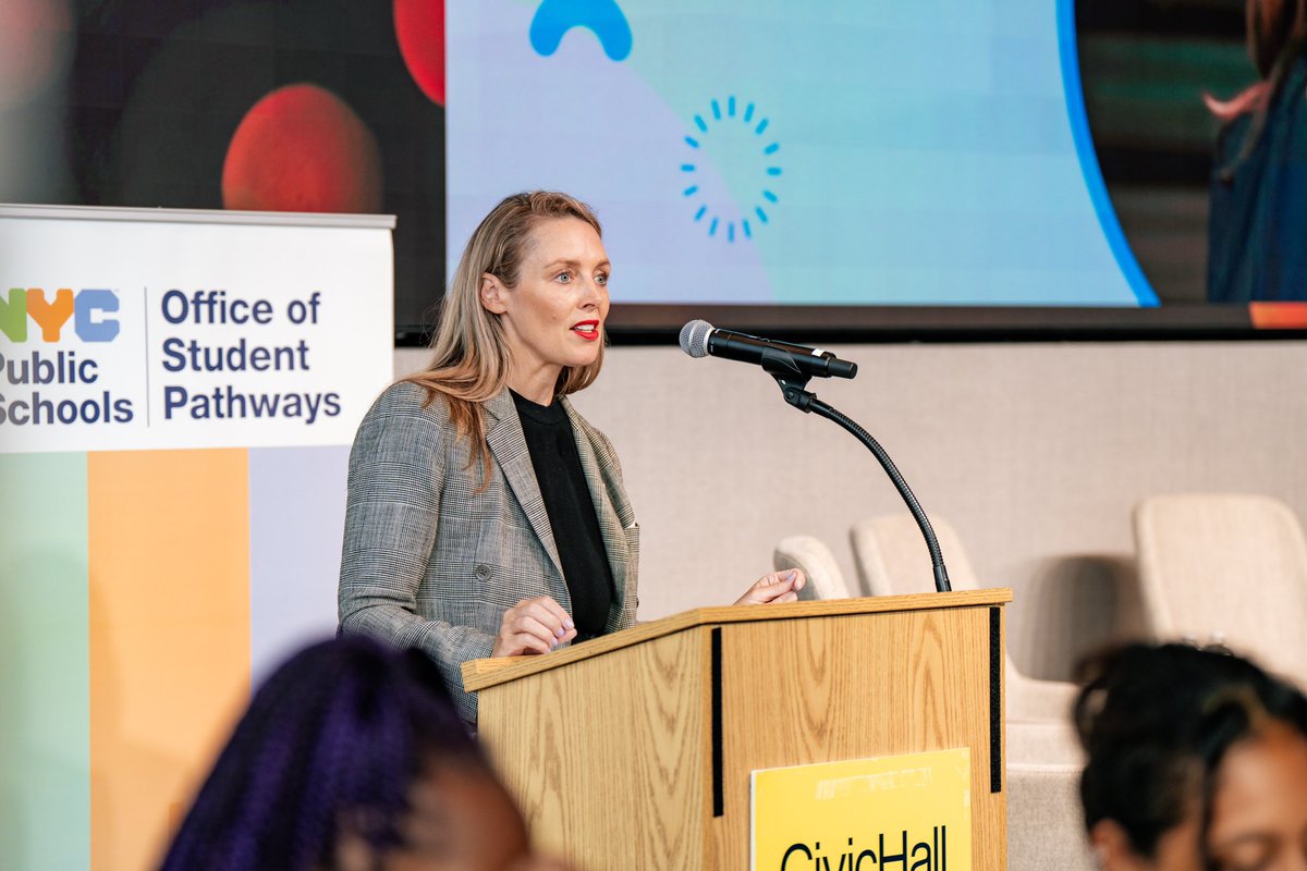 DOEChancellor's tweet image. This week, we kicked off our 2024 Pathways Summer Institute @FutureReadyNYC!
 
The world of jobs and careers is changing, and our schools need to keep up.
 
That’s why we’re ensuring our students graduate with strong skills, a head start, and a strong plan.