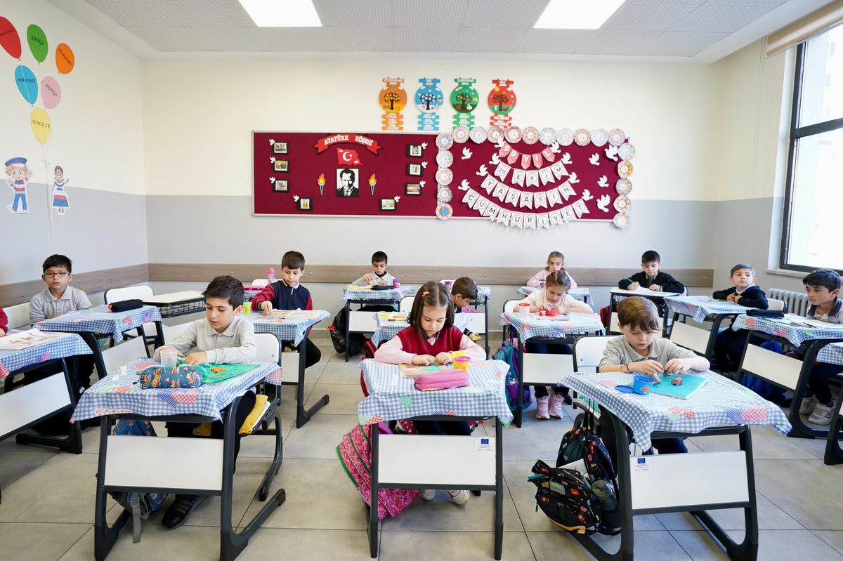 tcmeb's tweet image. 📣 İlkokul 1. Sınıf Şubeleri ve Sınıf Öğretmenleri İle Ortaokul 5. Sınıf Şubeleri, e-Okul Sistemi Üzerinden Belirlenecek

👉🏻 meb.ai/AM0rIu