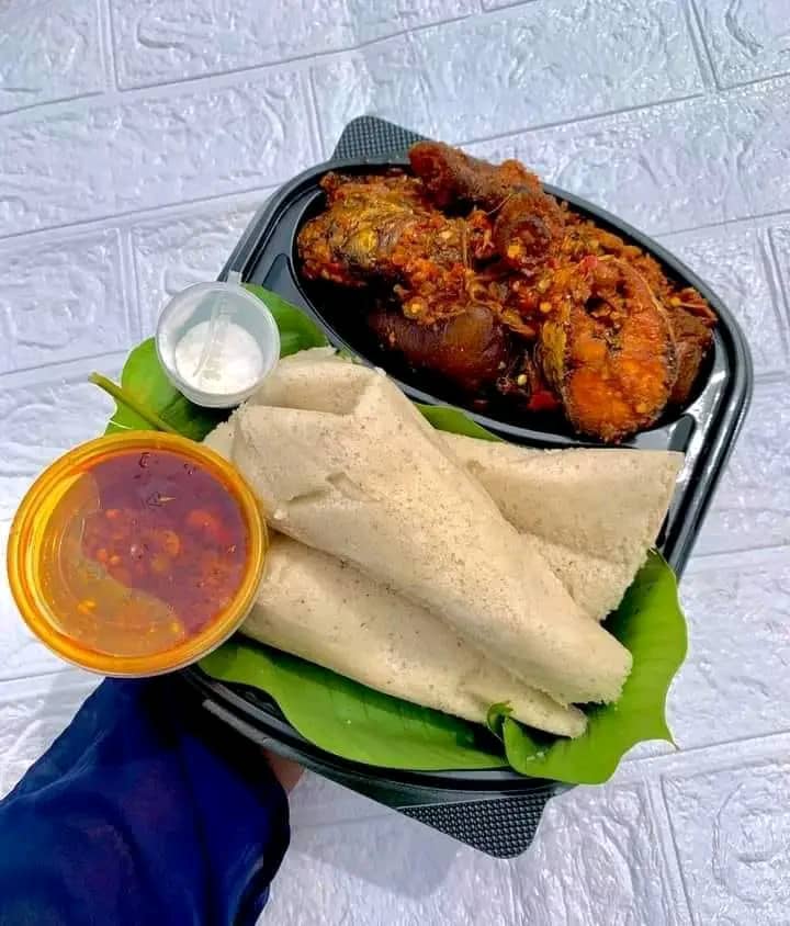 Our Yorùbá intellectuals 

If;

Àmàlà is Ìbàdàn, Ọ̀yọ́

Èbìrìpò is Ìjèbú

Láfún is Ẹ̀gbá

Okpa is Enugu 

Tuwo shinkafa is north

Iyán is Ẹ̀kìtì, Ìjẹ̀sà

Then who owns Èkuru …………?
#foodies #foodblogger #foodlover 
#blockchain #nearian #nearprotocol 
#BOS <a href="/CreativesDao/">CreativesDAO</a>