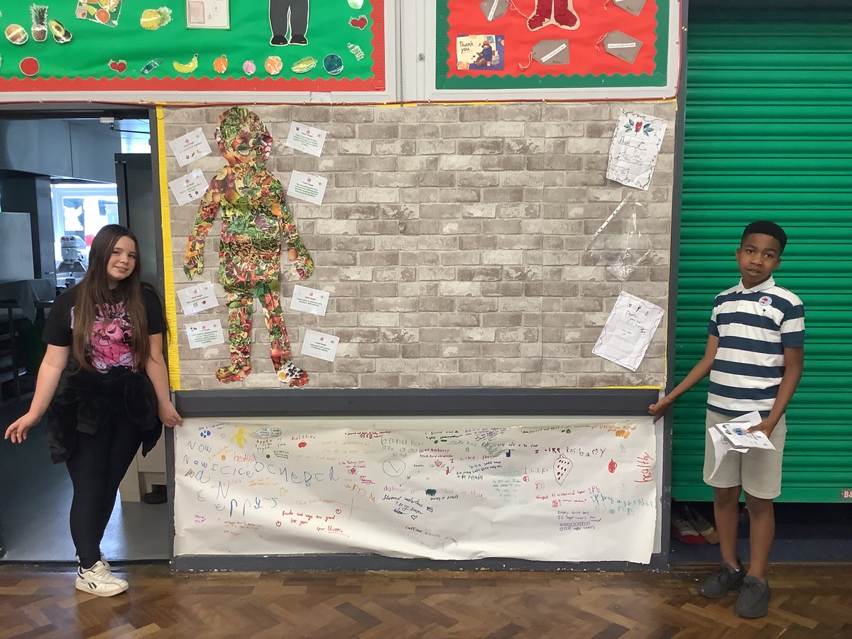 St John Lloyd RC Primary School (@sjlcardiff) on Twitter photo We’ve loved creating our graffiti wall these last few weeks. We all took turns writing down the healthy foods we tried and enjoyed! <a href="/FoodandFunCdiff/">Cardiff Food and Fun</a> #HealthyandConfident 🍓🍎🍊🥑 We’ve loved creating our graffiti wall these last few weeks. We all took turns writing down the healthy foods we tried and enjoyed! <a href="/FoodandFunCdiff/">Cardiff Food and Fun</a> #HealthyandConfident 🍓🍎🍊🥑