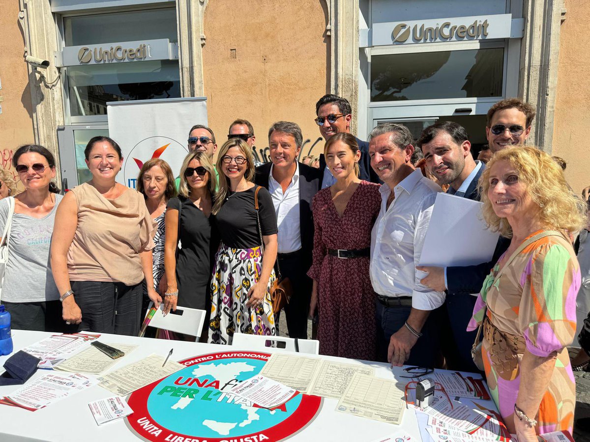 Maria Elena Boschi tweet media