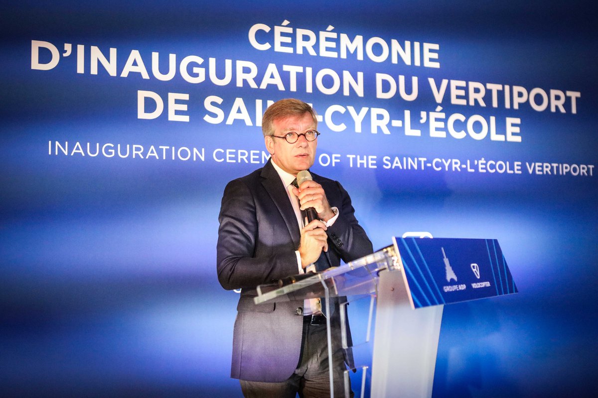 Edward Arkwright tweet media