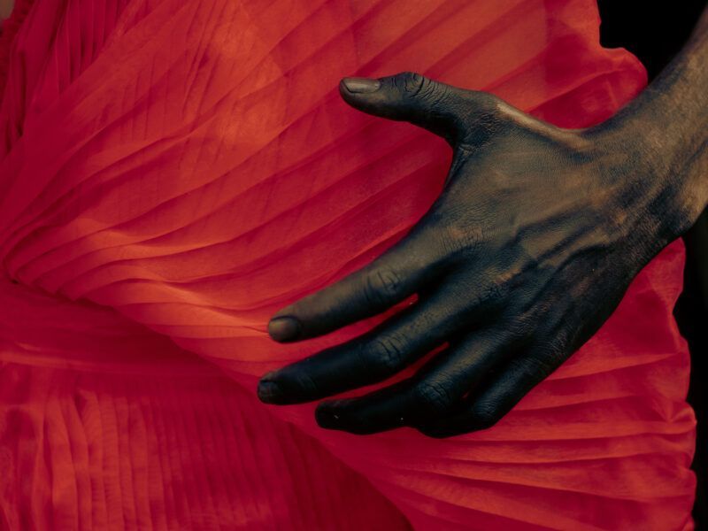 MeowMag's tweet image. #STORY: 🌬️KO&apos;TANTIK VAYIJEL🐍

El fotógrafo chiapaneco Evan Ortega presenta una historia profunda y poderosa sobre la transformación personal, en este #EditorialdeModa inspirado por la figura mística del Vayijel, de los Pueblos Originarios de México 👉 buff.ly/3ArKbNi 
✨