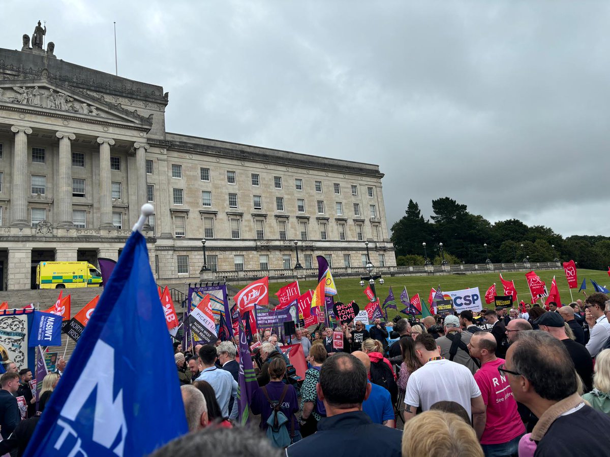 OPENARTSNI's tweet photo. Proud to stand with our friends and colleagues across many sectors at the Stand Against Racism rally this morning on the steps of Parliament Buildings at Stormont.
@NICVA

#UniteInHope #HopeNotHate #NoToRacism https://t.co/2RxCxIgjNV