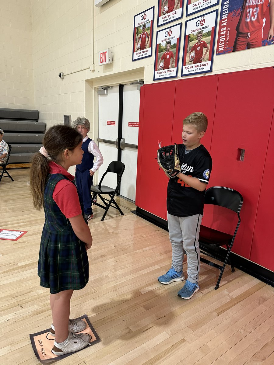GACincinnati's tweet photo. Our 3rd graders did an amazing job on their wax museum! Students dressed up as different historical figures and prepared a script to share. Visitors stepped up to each student to hear from famous people from the past! https://t.co/uywwQoRXbF