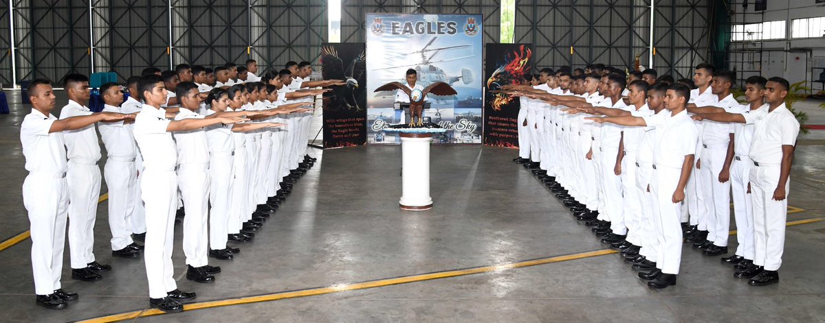 IN_Dega's tweet photo. ⚓️ A total of 69 #Agniveer successfully completed their On Job Training Phase and passed out from the portals of #INAS333, #INSDega, #Visakhapatnam, during Passing Out Parade conducted on 07 Aug 2024.

 The ceremony was reviewed by Commodore S L Yadav, #CODega. The trainees took the traditional “Aircraft Tradesman Oath” during the parade.

🏆 Diksha Yadav, AVR (NAOM) was adjudged Best Overall OJT. On completion of OJT phase, these trainees will proceed for respective Staff appointments.

#IndianNavy #INSDega #PassingOutCeremony #AgniveerTraining #AgnipathScheme #SeaWarriors #NauSenakeAgniveer
