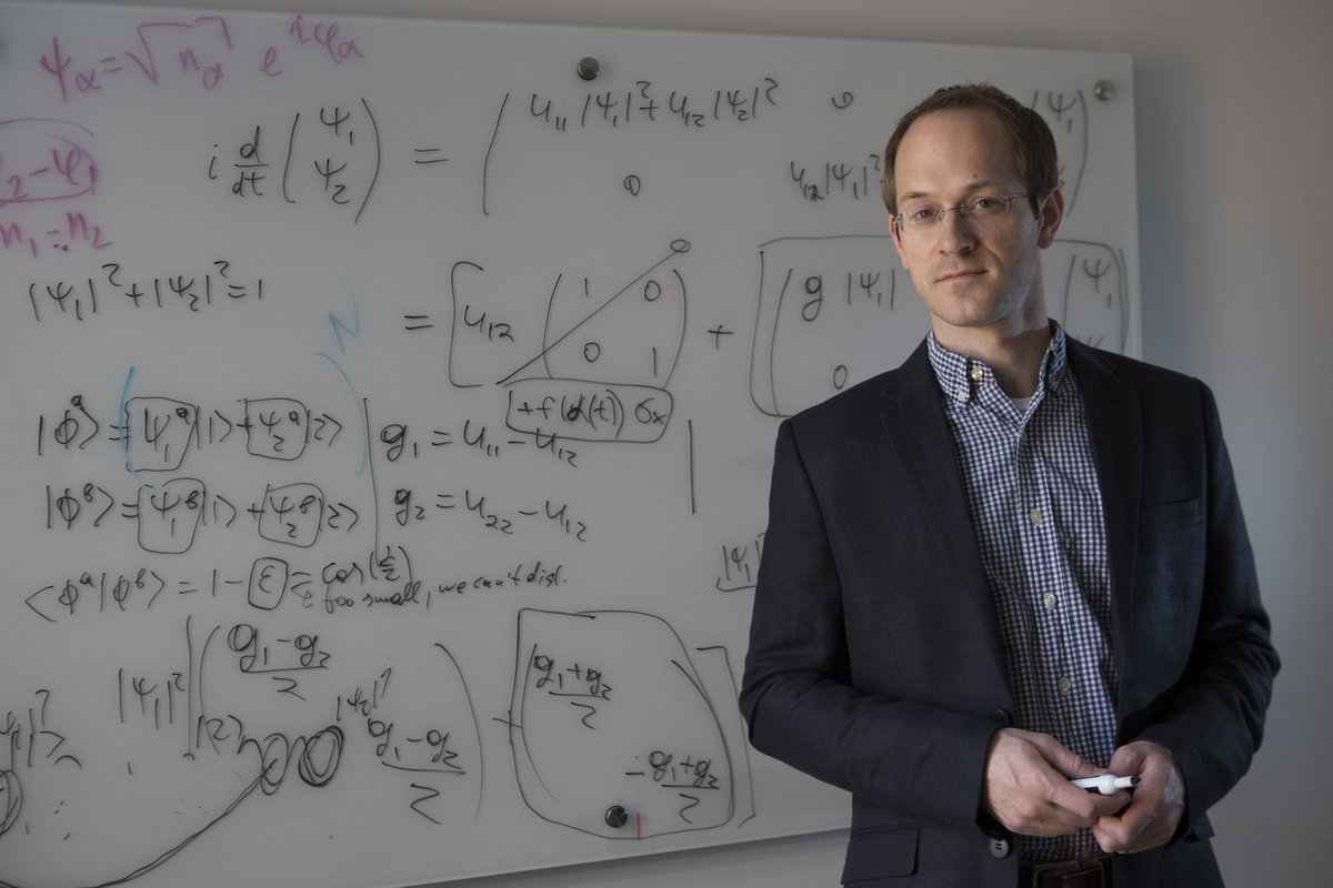 JointQuICS's tweet photo. #QuICS Fellow Andrew Childs (@andrewmchilds) has been awarded the 2024 Kirwan Faculty Research and Scholarship Prize @UofMaryland for his significant work in developing both theoretical foundations and practical applications for quantum computers.
https://t.co/WQSdRaCEub https://t.co/t1FBzJyWkx