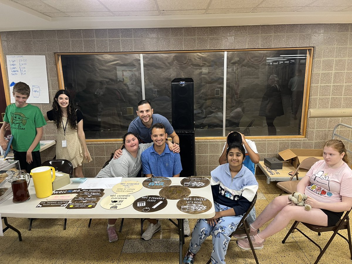 TeachyKeane's tweet photo. We’ve been spending lots of time in the Cricut factory this week! 😁 Come on down to BHS for customized signs and tumblers from these hardworking ESY students! #WeAreBethpage https://t.co/IH6l6I6EfS