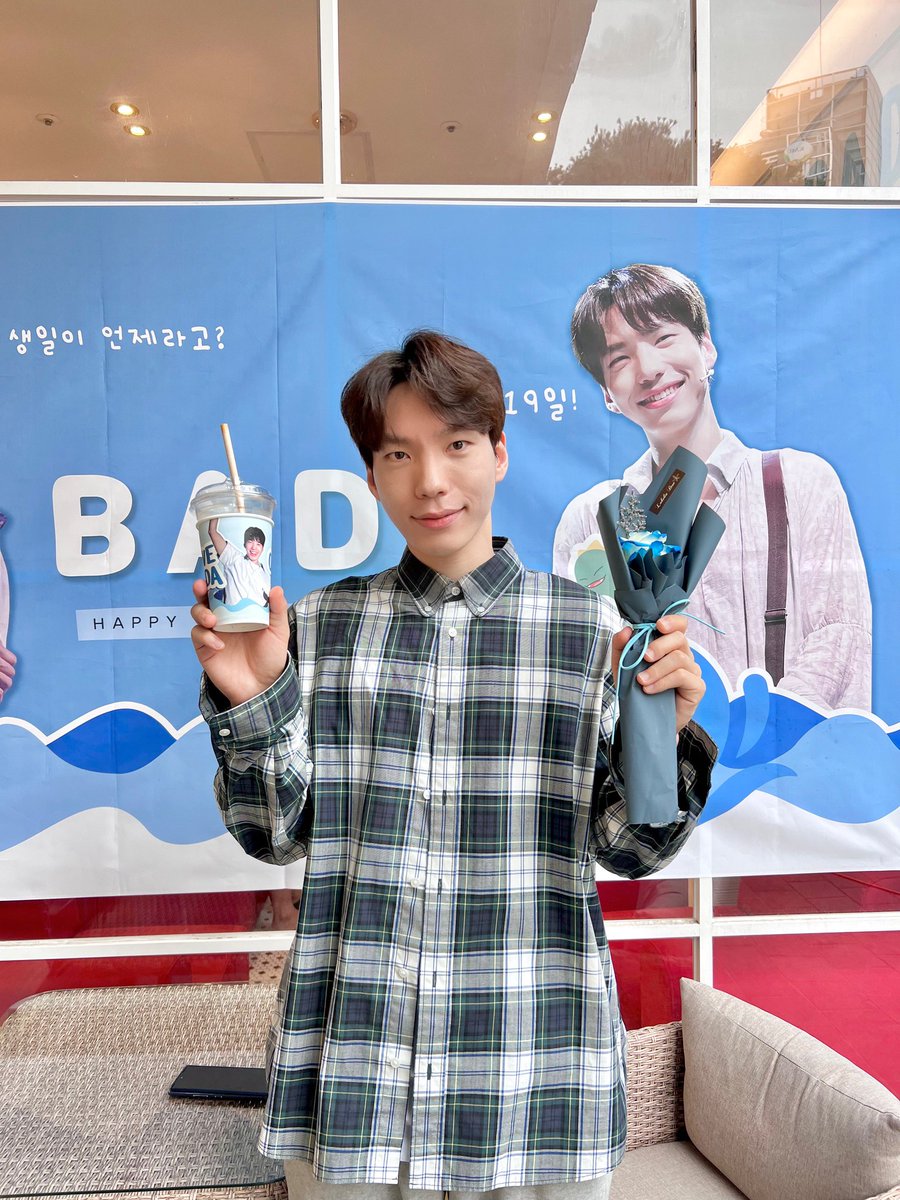 아나바다 tweet media