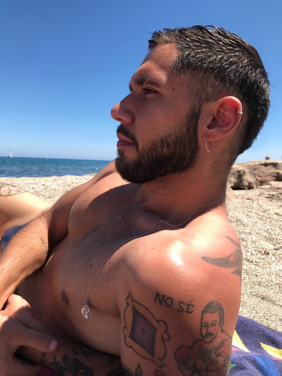 Necesito mucho verano 🌊