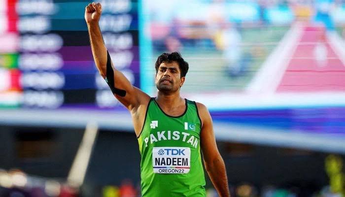_Usman_Bashir's tweet photo. Thank you King. You make us so proud ! 🙌
92.97m for Arshad Nadeem. His personal best. 💪🏼👏🏼🇵🇰 Olympic record https://t.co/mN6THogEL4