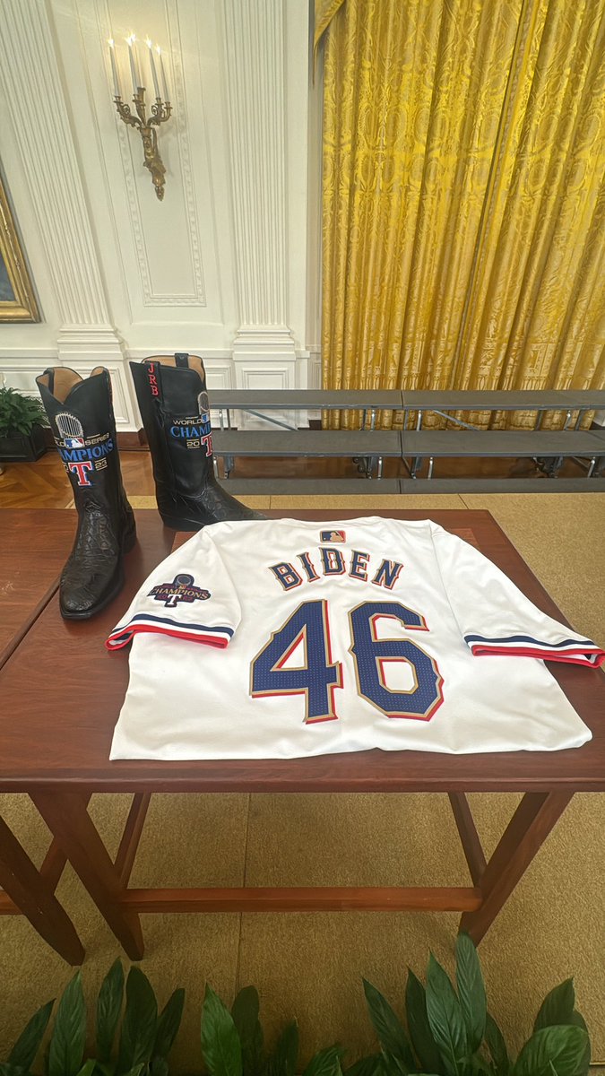 LesleyMcCaslin's tweet image. One of the cooler things I’ve done in the sports world. Follow along on  my insta! @lesley_mcc