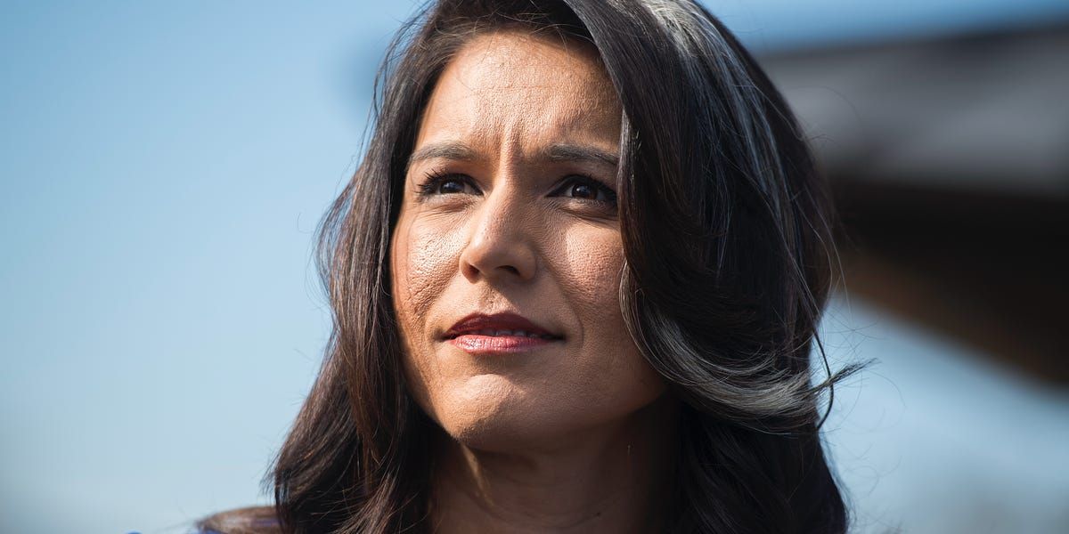 thetvlinsider's tweet photo. An excellently written article about an outrageous abuse of US "security" processes.  Please see and share :  American Stasi: Tulsi Gabbard Confirms "Quiet Skies" Nightmare https://t.co/pXCwpCSUcg https://t.co/y9cpJ6X1cd