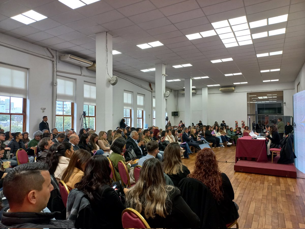 Mónica Ferrero tweet media