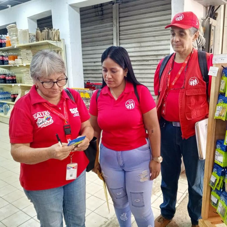 OAPLCIVSS's tweet photo. #8Ago | Cumpliendo lineamientos, SACS e IVSS en conjunto realizan visitas, en la Calle Juncal Puerto La Cruz, realizando verificación del cumplimiento de las normativas, siempre para proteger a usuarios y trabajadores. @Somosivss @MagaGutierrezV @NicolasMaduro https://t.co/YY2UAKtSQn