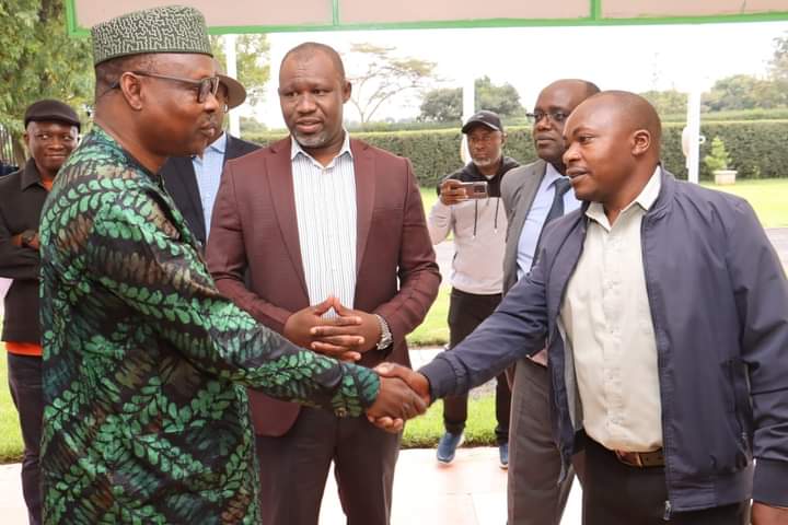 DgKamuri's tweet photo. Today, on behalf of Governor Joshua Irungu, E.G.H., I had the honor of hosting a high-level delegation from Nigeria, organized by the Environmental Investigation Agency UK, at the Governor’s Office in Nanyuki . https://t.co/7piCvbRcjq