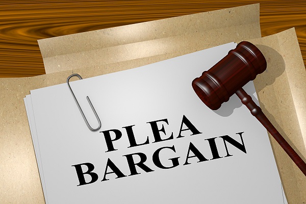 welchwrightpllc's tweet photo. Plea bargaining can help avoid the uncertainty of a trial by negotiating lesser charges or penalties. If you're facing criminal charges in Virginia, Welch &amp; Wright, PLLC can guide you through the legal process. Contact us for a free case evaluation. 
https://t.co/IjVw9OuqyV https://t.co/C1eQzLjA7o
