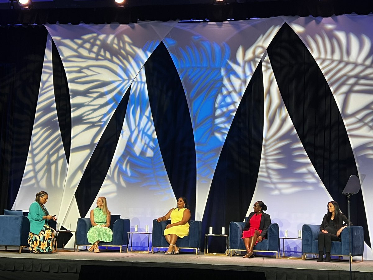 TravelHost FTL tweet media