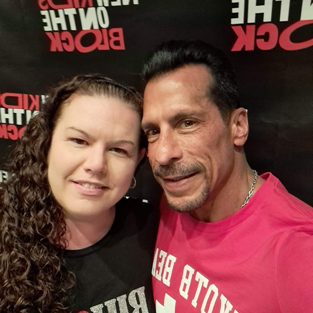 KimmieSchmitt's tweet photo. Joining in the #dannyday fun! Thank you @dannywood for all you do for us. You guys are putting on the best shows you've ever done on this tour in my opinion. And the new music is amazing! ๐คฉ๐๐คฉ @NKOTB #2024nkotbmagicsummertour
#bhlove ๐คโค๏ธโพ๐ซ https://t.co/WiVZzJJEza