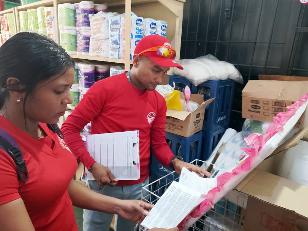 #08Ago | 🇻🇪 La <a href="/oasanfdo/">Ofic Adm Apure</a> continua realizando Operativo de Inspección y Verificación a Empleadores Privados del Municipio Biruaca en Conjunto con el  Servicio Autónomo de Contraloría Sanitaria (SACS).
#PuebloSonrienteYEnPaz 
<a href="/MagaGutierrezV/">Magaly Gutiérrez Viña</a>
<a href="/NicolasMaduro/">Nicolás Maduro</a>
<a href="/eduardopiate2/">eduardo piñate</a>