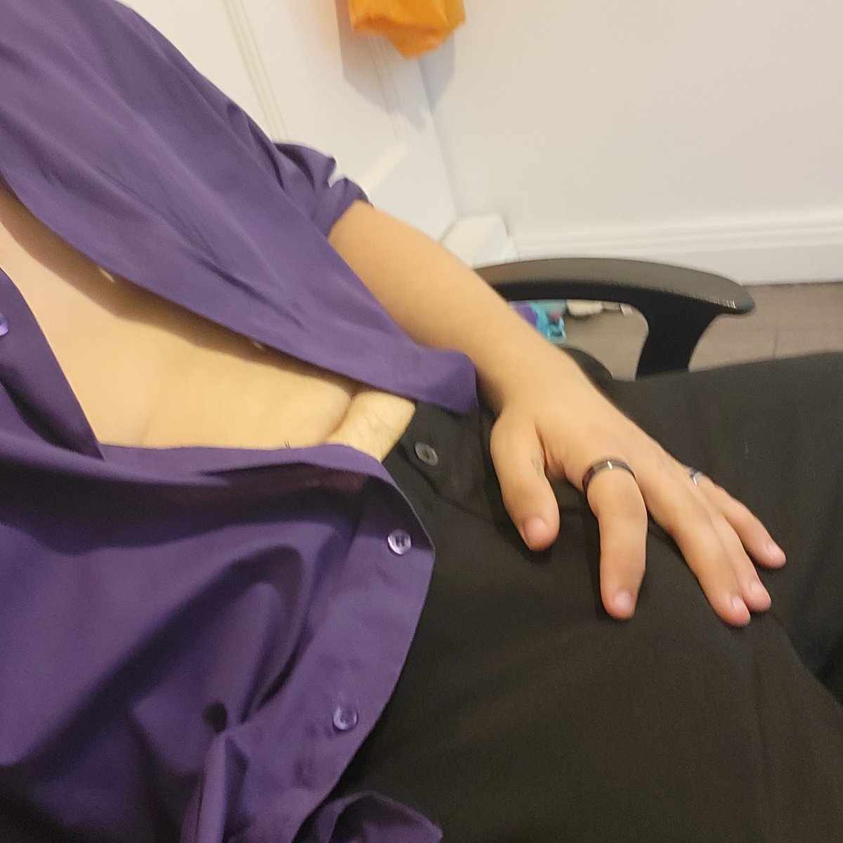 lavslovesxo's tweet photo. So anyways, wanna come over? 💜

#NSFW #gaynsfw #biteen #gayteen #bi18 #gay18 #nsfwmoots https://t.co/bhy1ZmuCOF