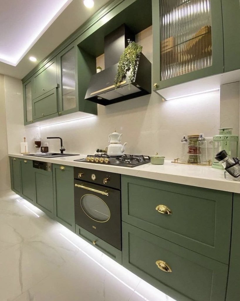 Yeşil, bir mutfağa ancak bu kadar yakışabilir.