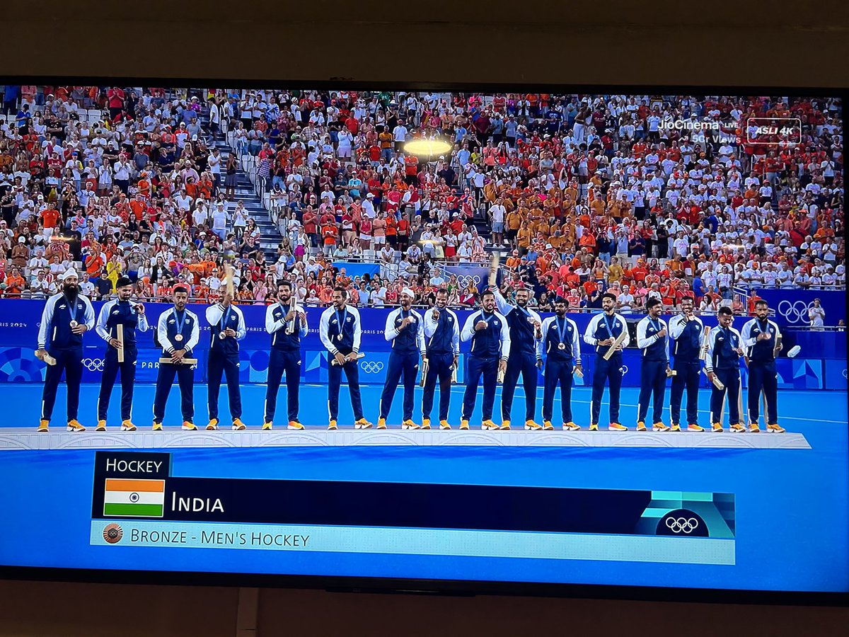 Viren Rasquinha (@virenrasquinha) on Twitter photo So proud of this team 🥉Brought so much joy to the Nation.
#Olympics  #Paris2024 #Hockey So proud of this team 🥉Brought so much joy to the Nation.
#Olympics  #Paris2024 #Hockey
