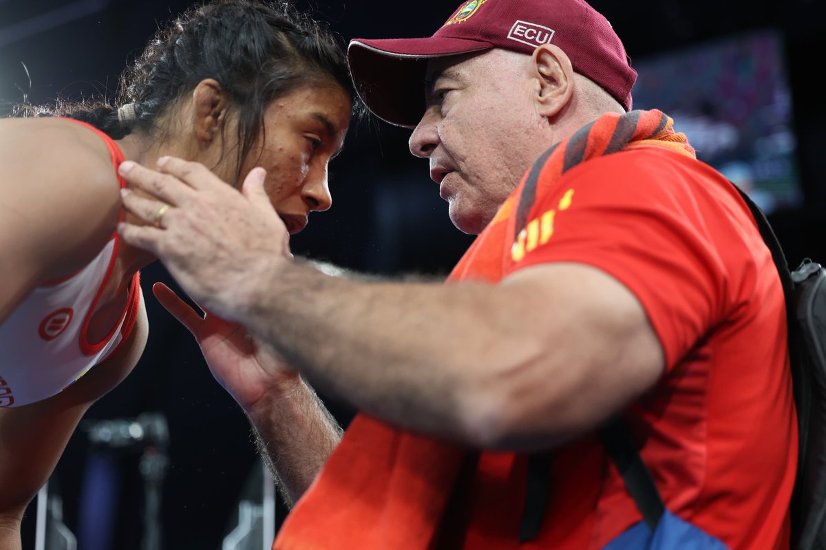 PLATA 🥈 PARA ECUADOR

Lucía Yépez🇪🇨 cae 10-0 ante Akari Fujinami 🇯🇵 en la final de la división 53 kg de la lucha libre femenina en los Juegos Olímpicos #Paris2024 

Grande Tigra🐅 haces historia en la lucha ecuatoriana como la primera subcampeona olímpica 🙌