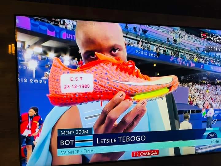 mmogae's tweet photo. We gud as a Country...Thanks Champ https://t.co/c2L21JRvYR