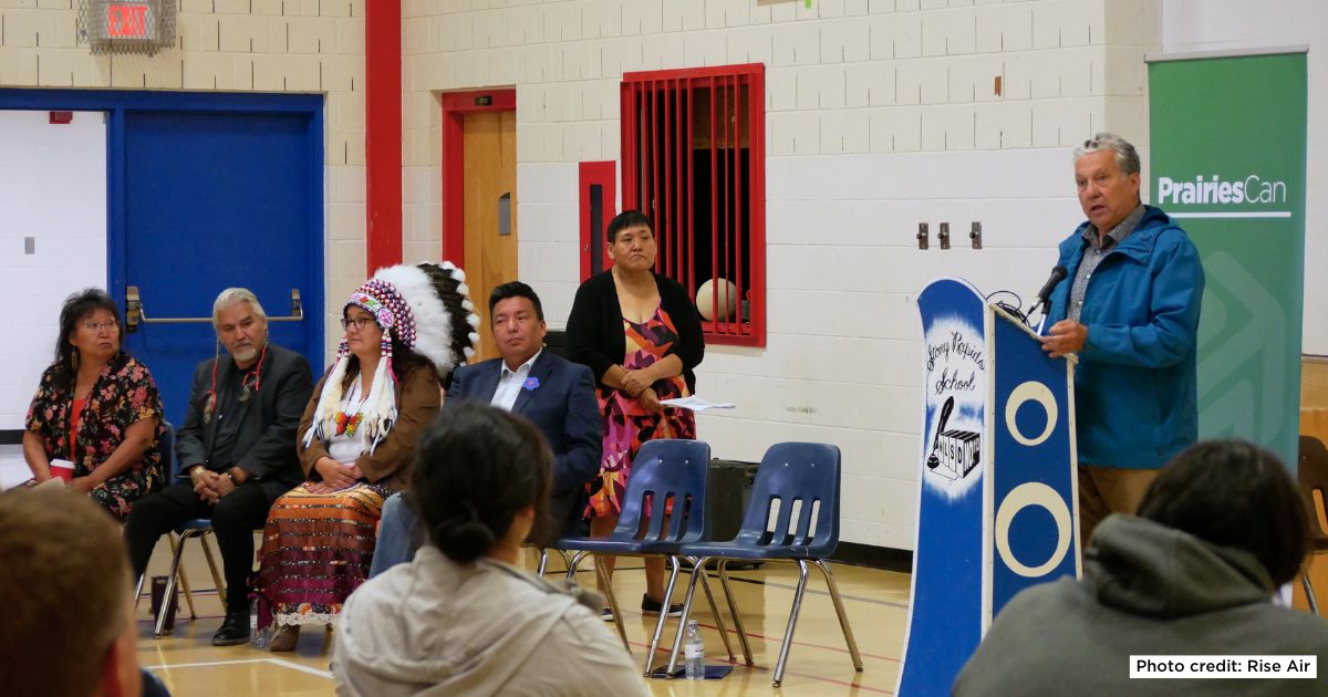 PrairiesCanEN's tweet photo. #ICYMI, Minister Vandal announced over $1M from #PrairiesCan and @SKGov for the Dziret'ai Pilot Training Program for Indigenous residents of Northern #Saskatchewan, addressing industry needs and supporting strong and resilient communities.
https://t.co/TtE7zRPrGi https://t.co/6uYS2e9TvI