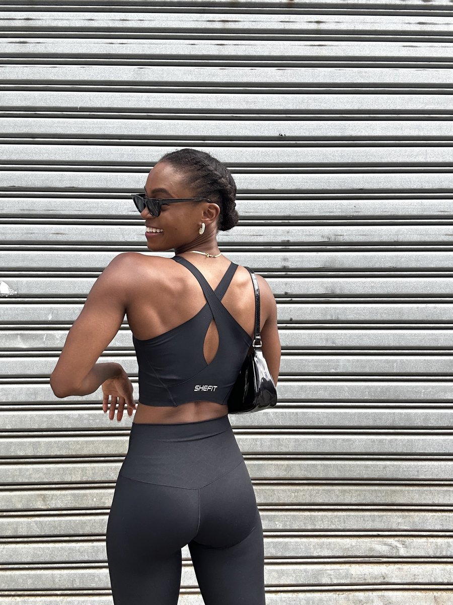 SHEFIT's tweet image. For days when you want to look great and feel even better.

#longline #shefit