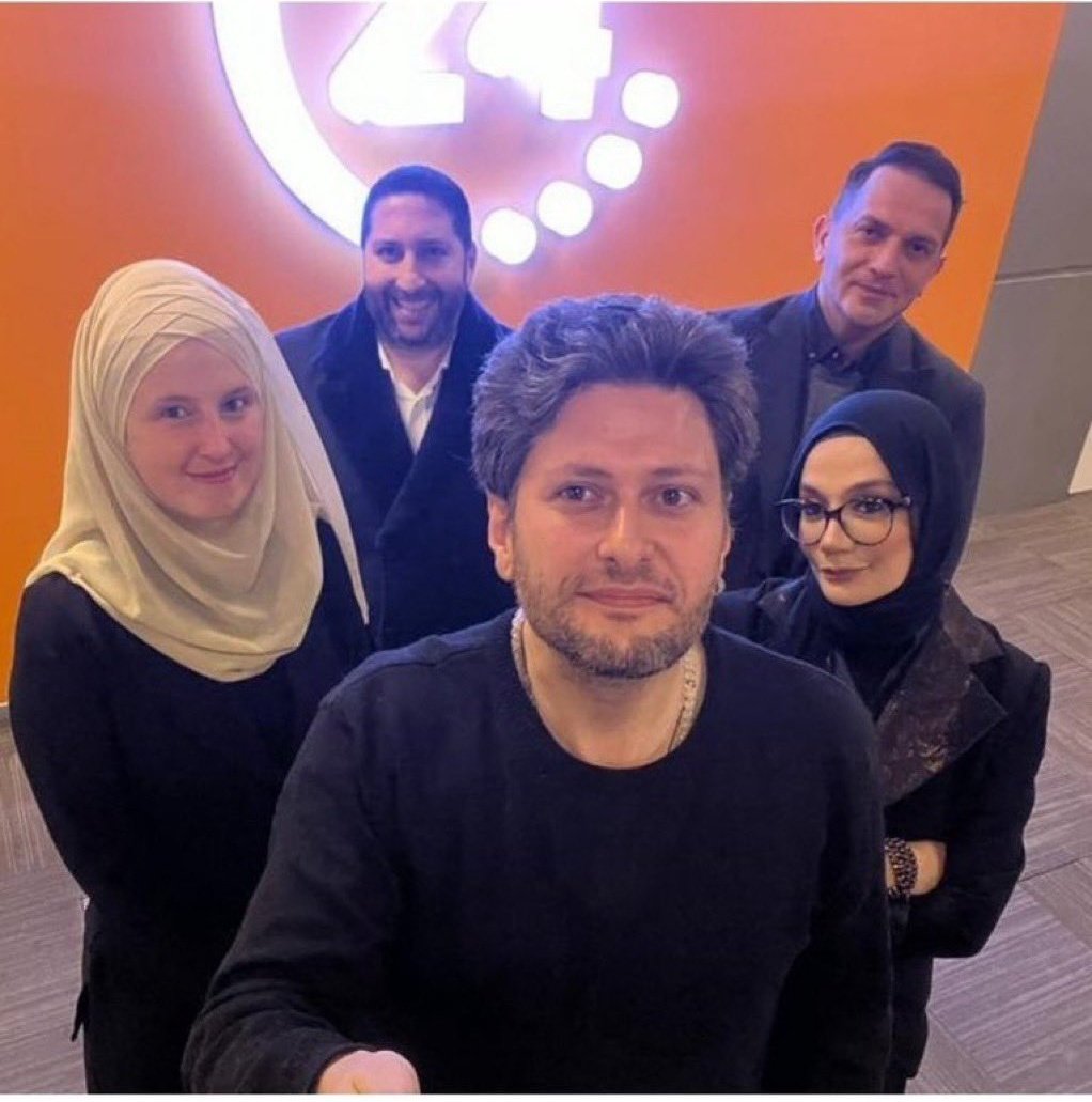 AvAliDvrmAn's tweet photo. Vatanseverler Cumhuriyet Kızlarıyla
gurur duysun🇹🇷

Lavuk'lar kına yaksın

İtalya'ya kaybettik...
Yensen de yenilsen de kalbim hep sende ❤️🇹🇷 #AtatürkünKızları https://t.co/EQ9cgGDB9n