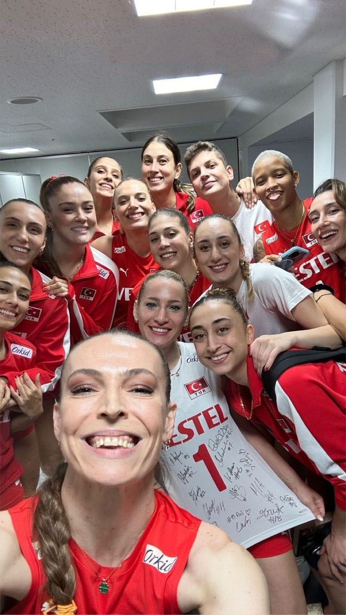 Canınız sağolsun filenin sultanları, çok güzel mücadele ettiniz. Helal size👏