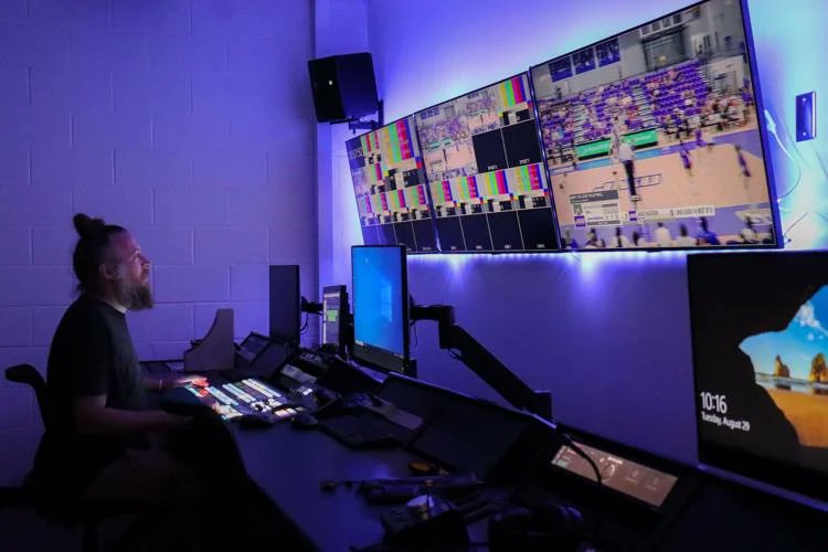 Brandon Costa tweet media