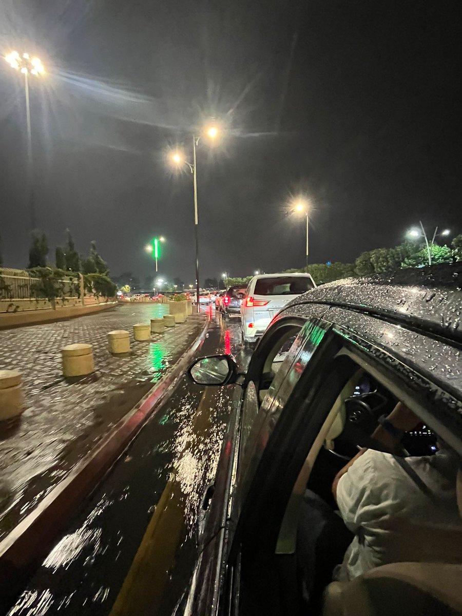 aoulli_'s tweet photo. أجواء الطايف تفوززز https://t.co/nqFuEA5anJ