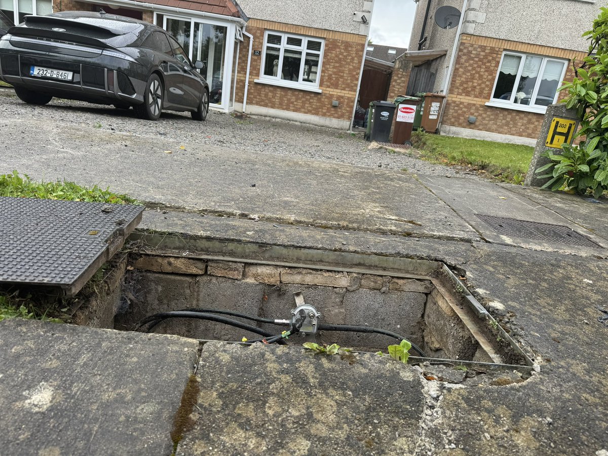dubs1995's tweet photo. @Actavo_HQ this was left open out side my house and
I fell over it. Disgrace my ankle is all swollen I will be onto the HSA and Fingal tomorrow. See picture https://t.co/9xKMHI9d7N